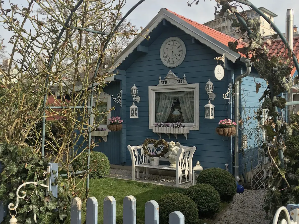 Laubenpieper Schrebergarten in Tegel Familienausflug Tegeler Fließ - Lauben an der Mündung zum Tegeler See