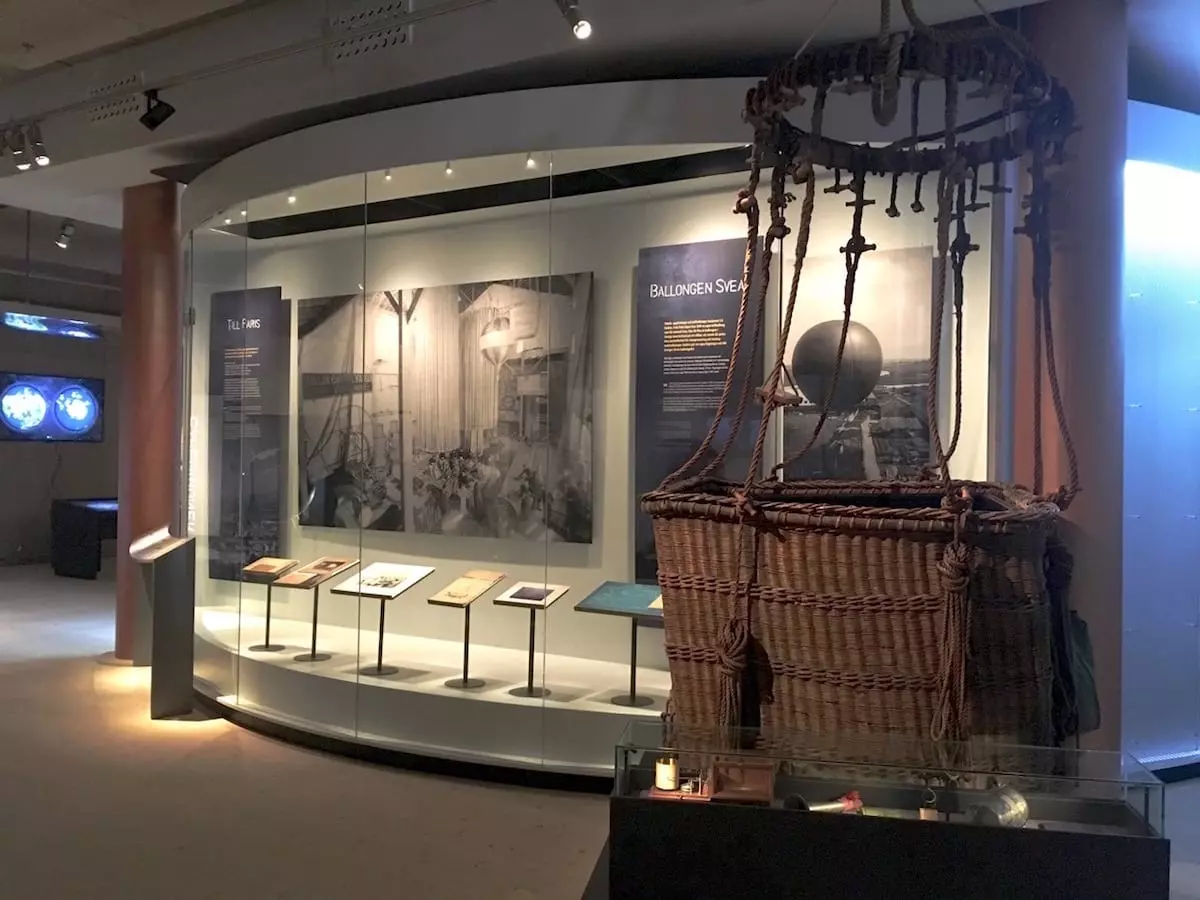 Gränna mit Kind - Polar Center Ballonkorb