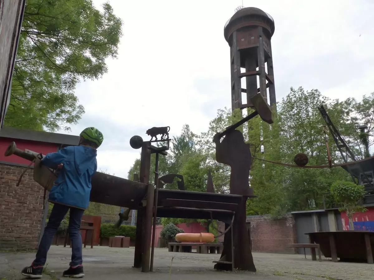 Natur-Park Südgelände Berlin mit Kindern - Kunst und Technik