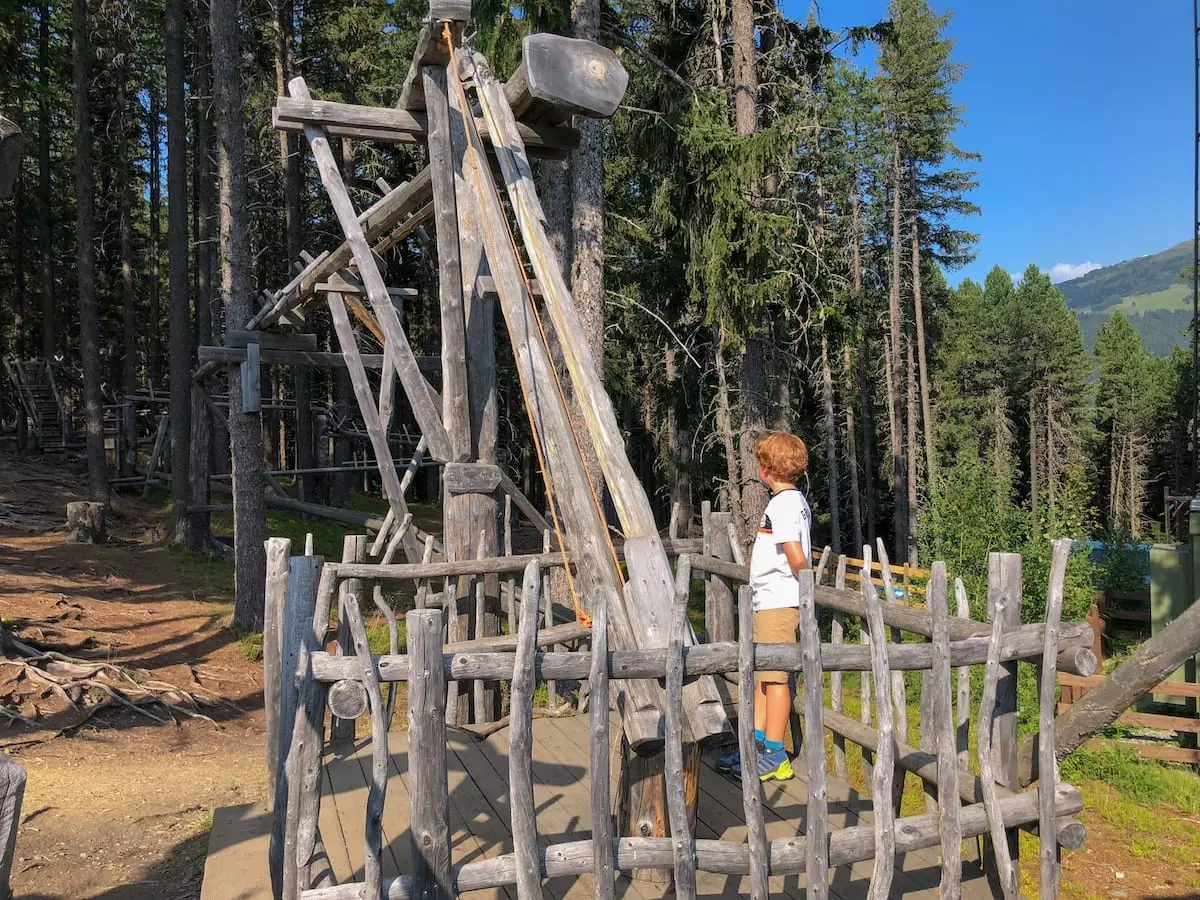Mit Kind in Tirol Hall Kugelwald am Glungezer