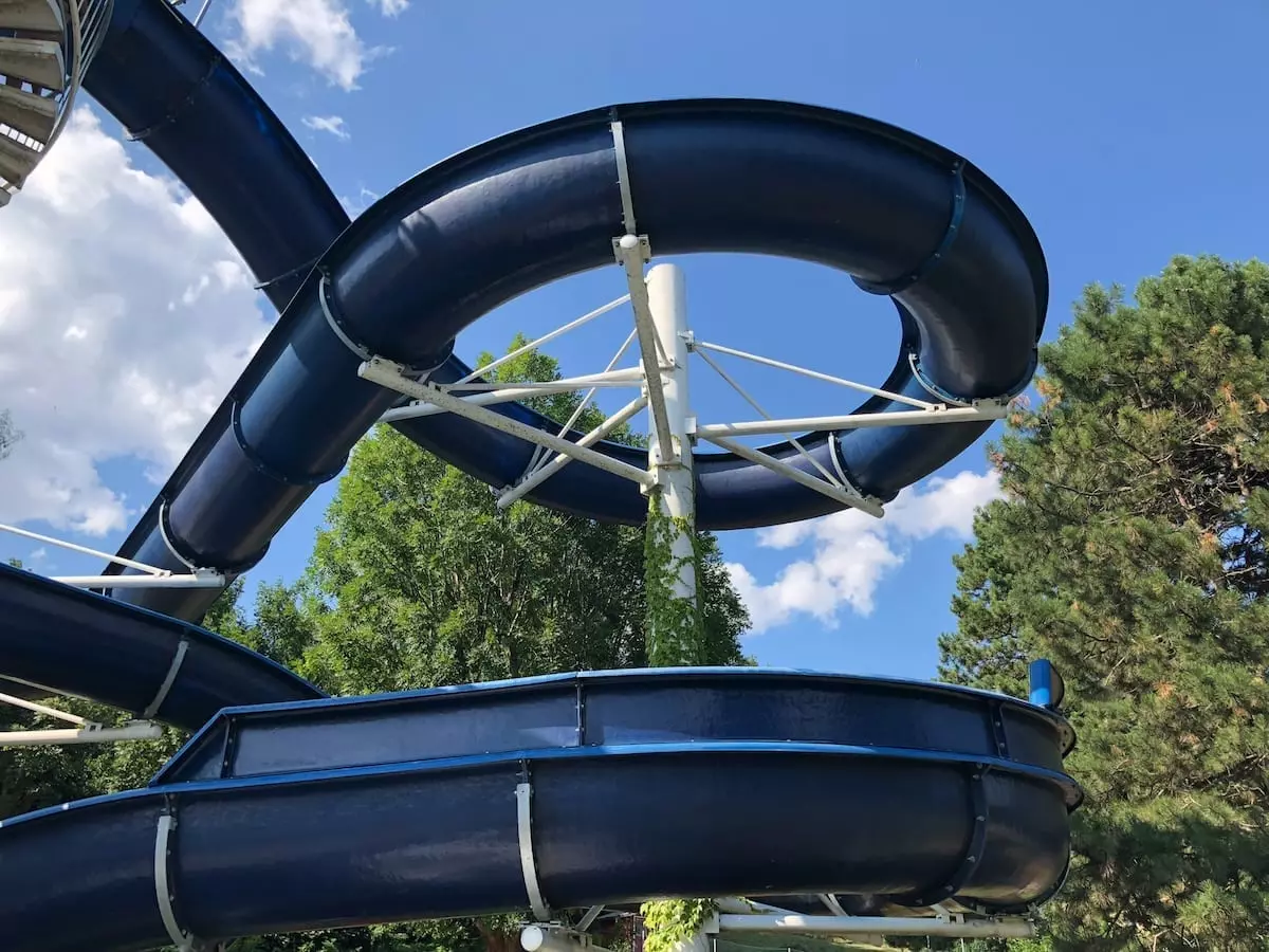 Schwimmbad Hall - Tirol mit Kindern