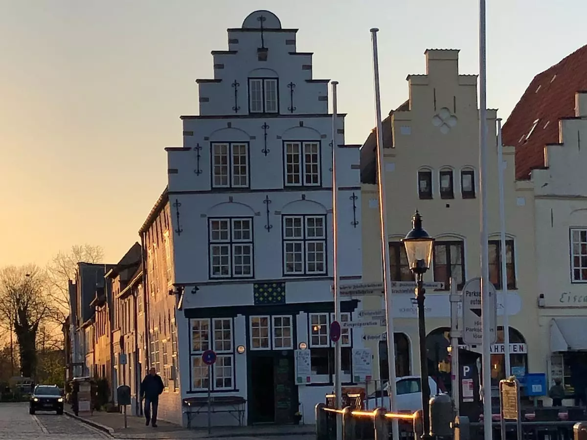 Giebelhäuser in Friedrichstadt, Nordfriesland, Nordsee