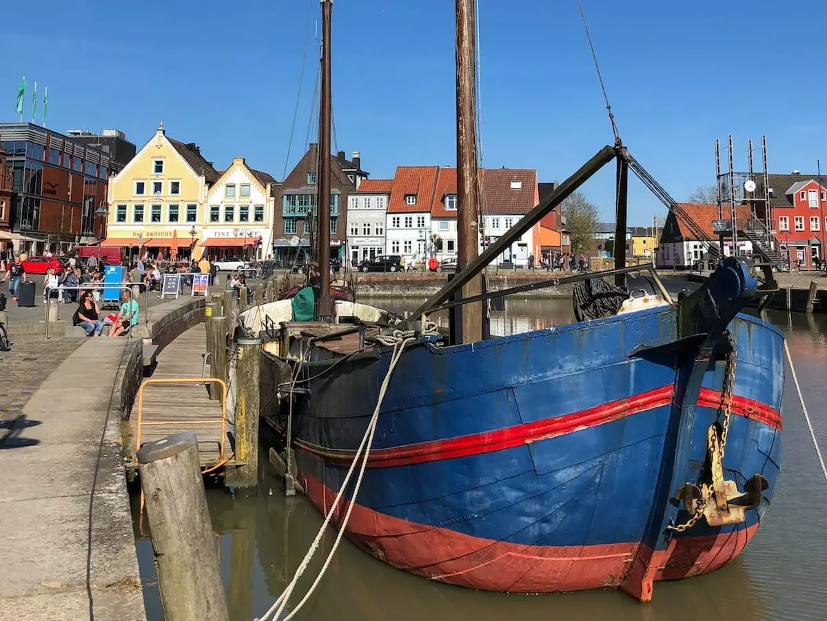 Hafenstraße Husum mit Kind - Familienurlaub Jugendherberge