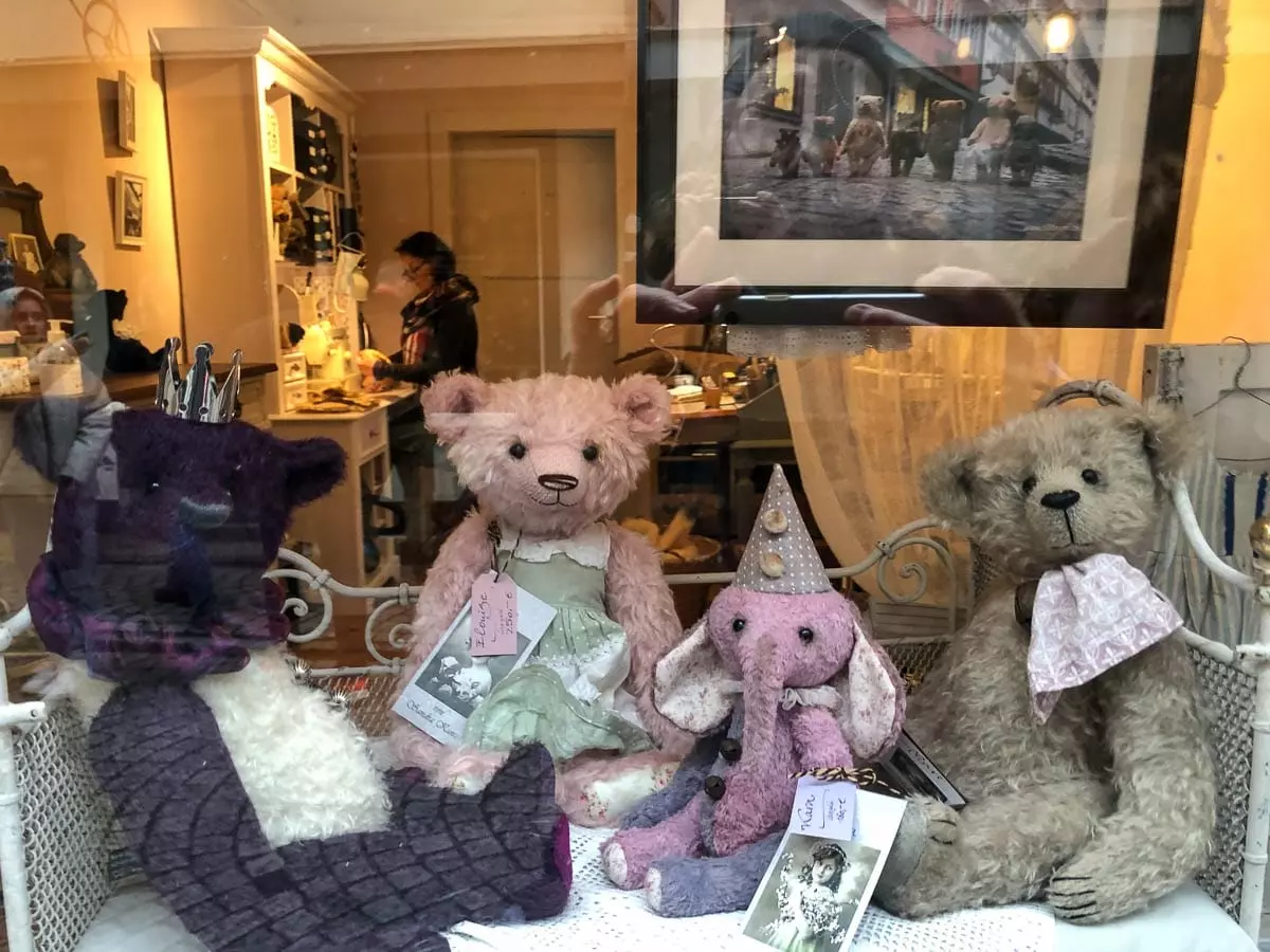 Teddybären-WErkstatt auf der Krämerbrücke in Erfurt