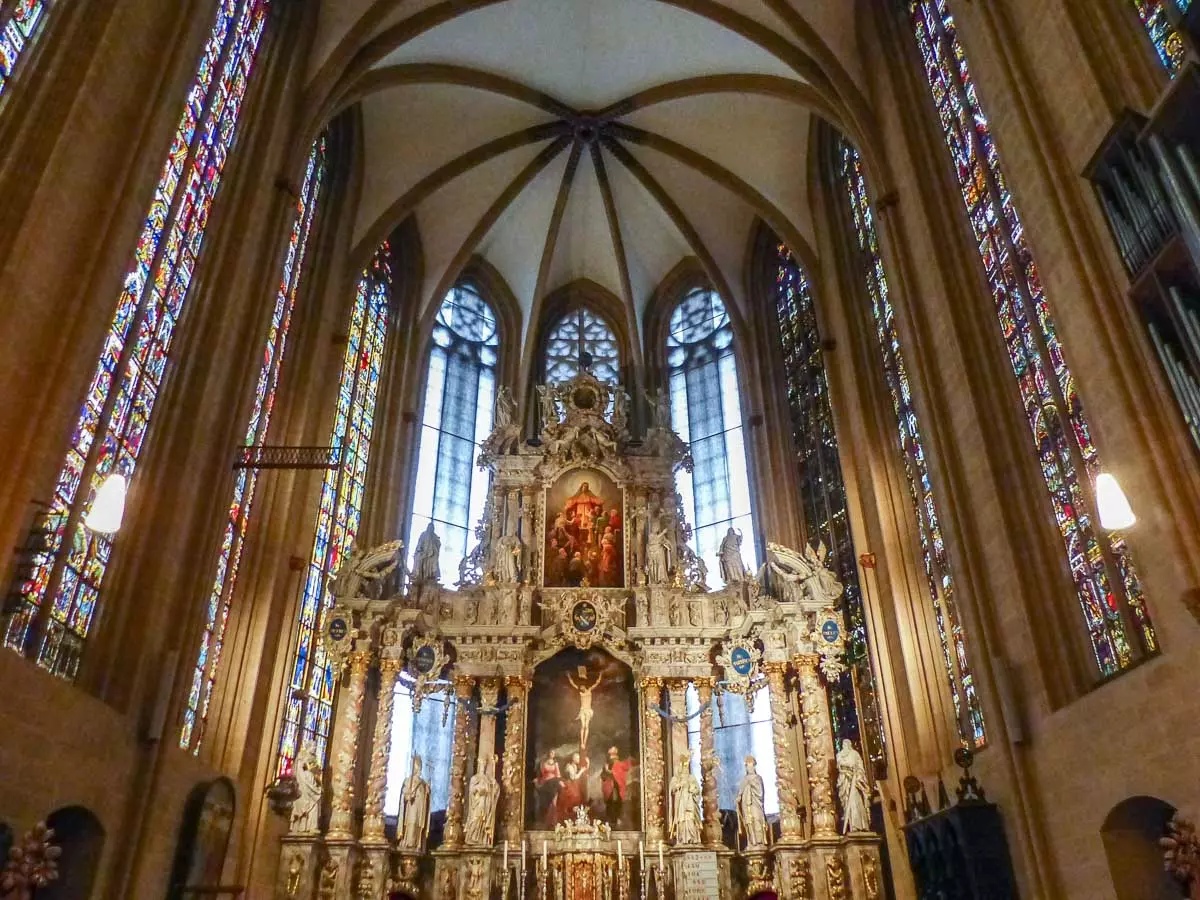 Altarraum des Erfurter Doms