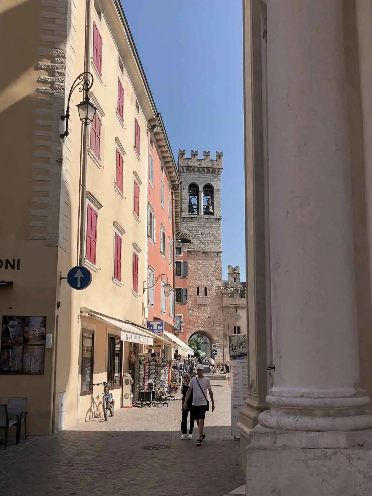 Kirchen und Türme in Riva