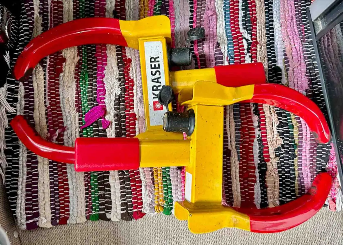 Radkrallen zum Diebstahlschutz im Wohnmobil