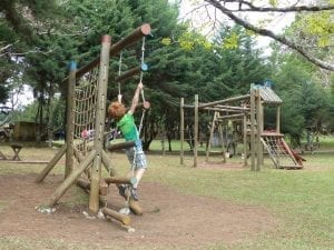 Spielplatz, Orosi - Rundreise Costa Rica mit Kindern