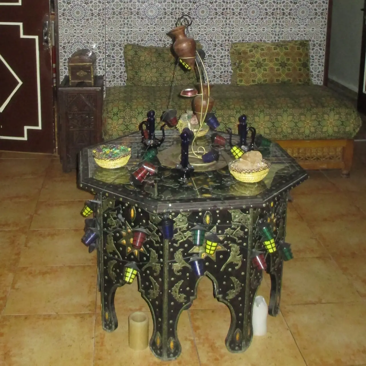Marokko-Familienurlaub-Tisch