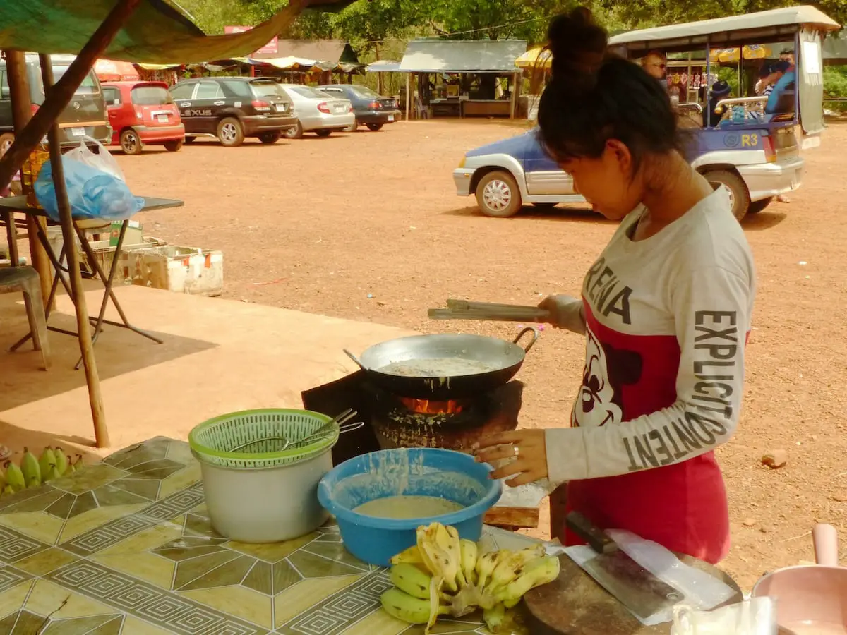 Streetfood beim Familienurlaub mit Kindern in Kambodscha
