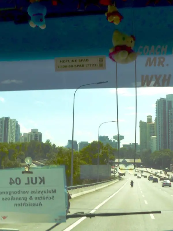 Busfahrt zu Sehenswürdigkeiten in Kuala Lumpur mit Kind