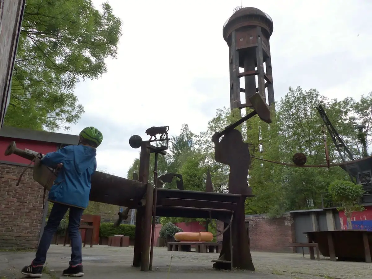 Natur-Park Südgelände Berlin mit Kindern - Kunst und Technik 