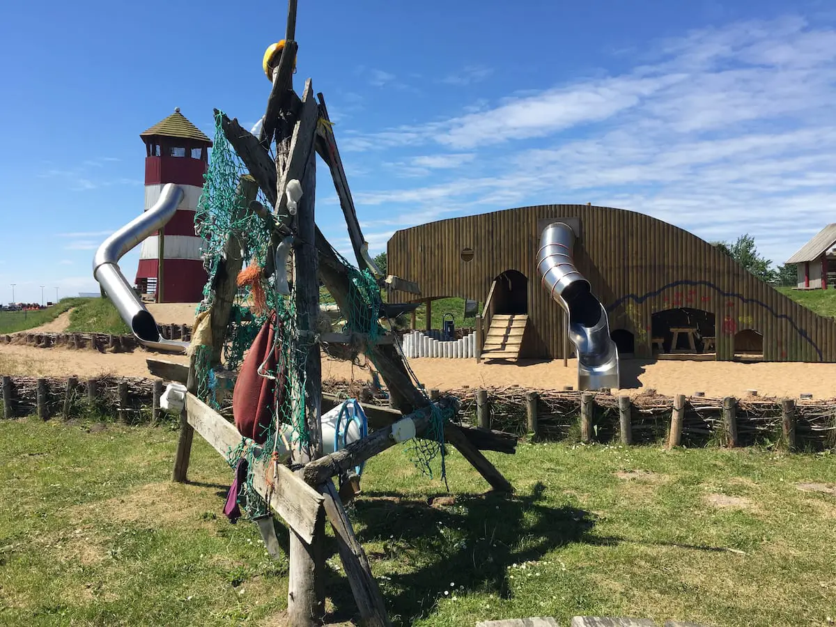 - Spielplatz Multimar Wattforum Tönung - Ausflugsziele an der Nordsee mit Kindern