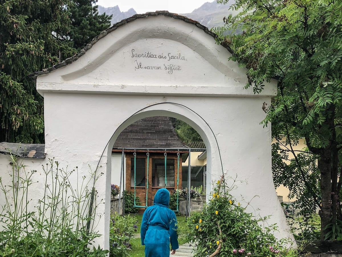 Hotel Steinbock Pontresina - Kind im Garten