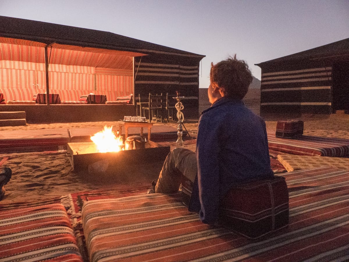 Jordanien mit Kind - Wadi Rum Übernachtung Beduinencamp Lagerfeuer
