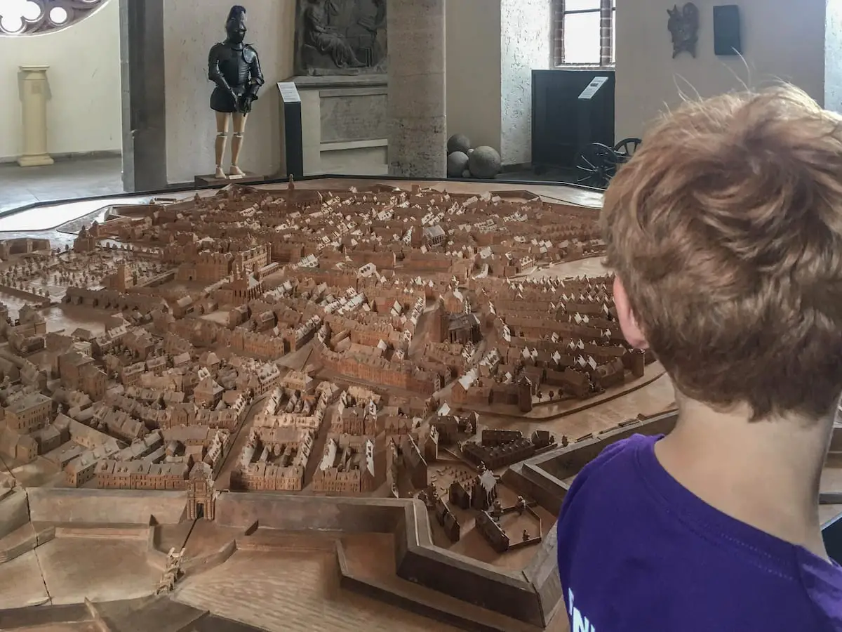 Stadtmuseum Berlin mit Kindern - Stadtmodell
