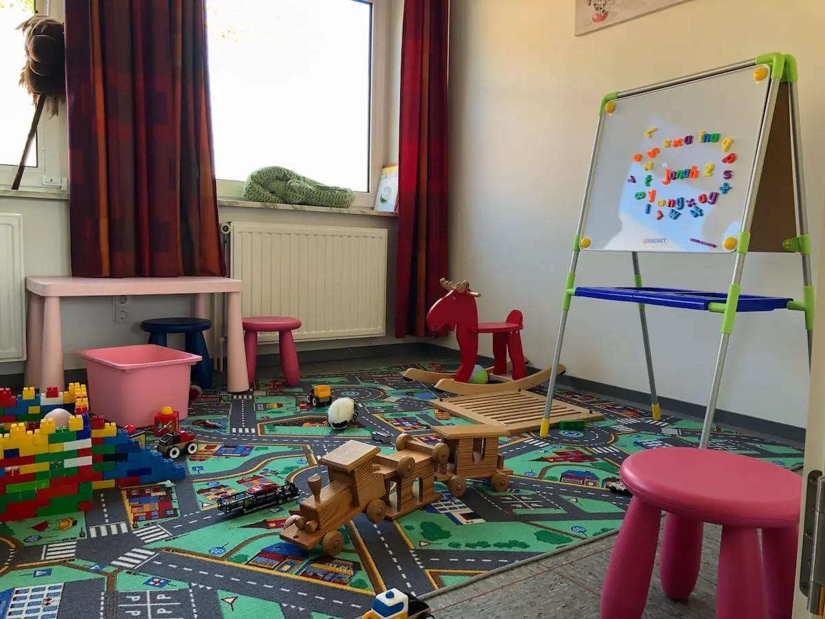 Familienurlaub in der Jugendherberge Friedrichstadt - Kleinkinder Spielzimmer