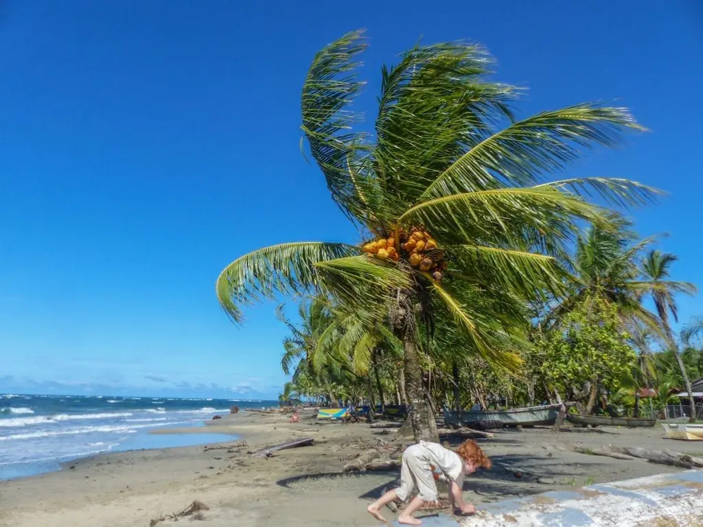 Costa Rica mit Kind am Strand