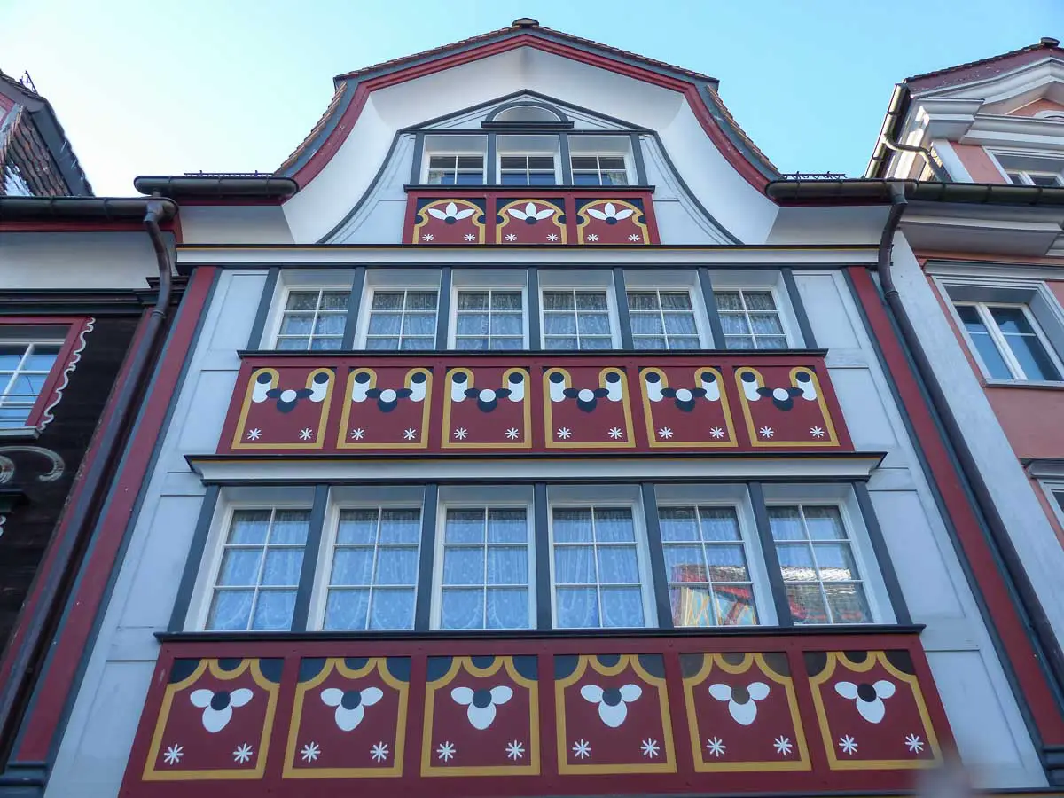Appenzell-typisches-Haus