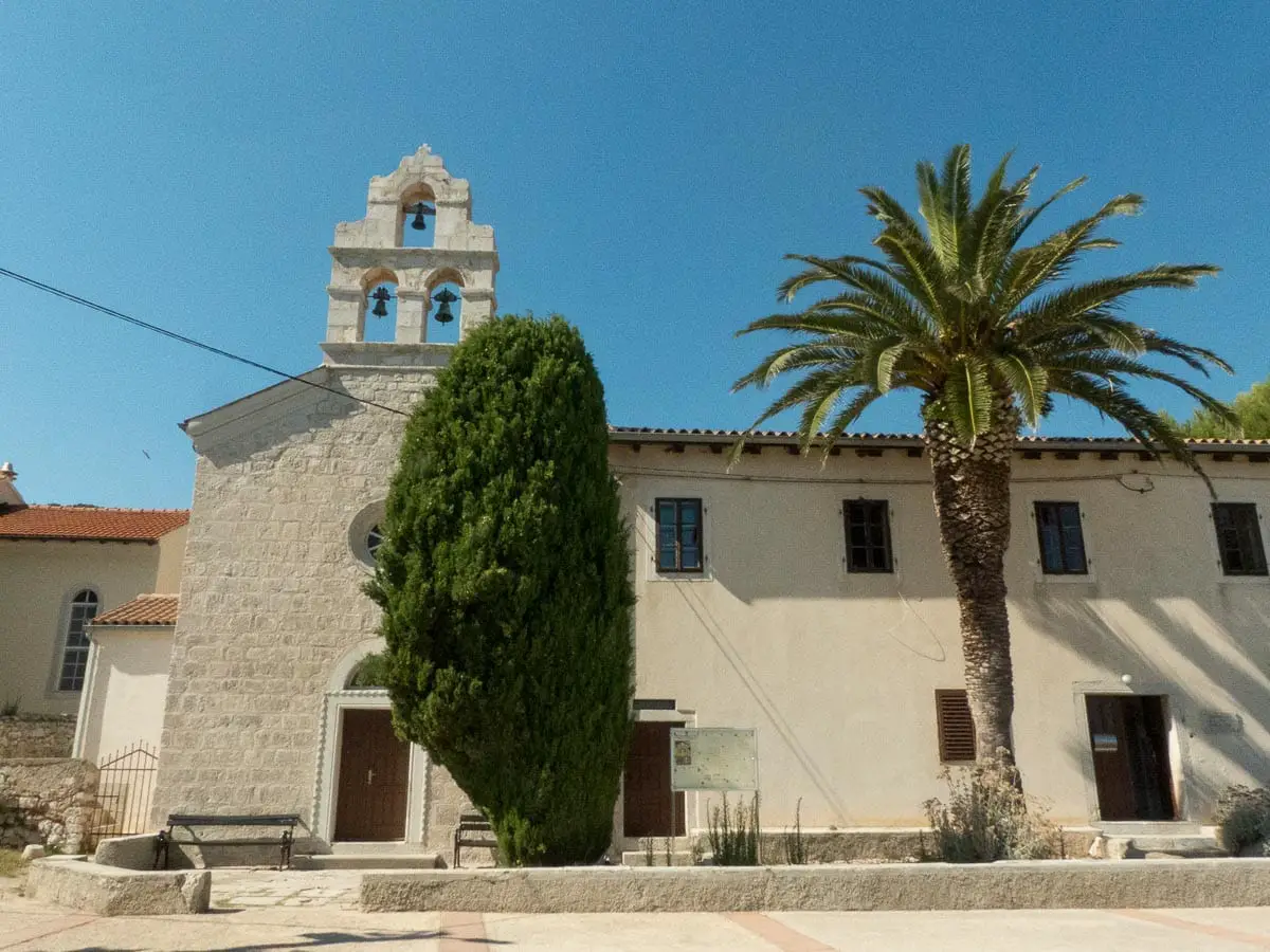 Franziskanerkloster in Martinscica auf der Insel Cres in Kroatien