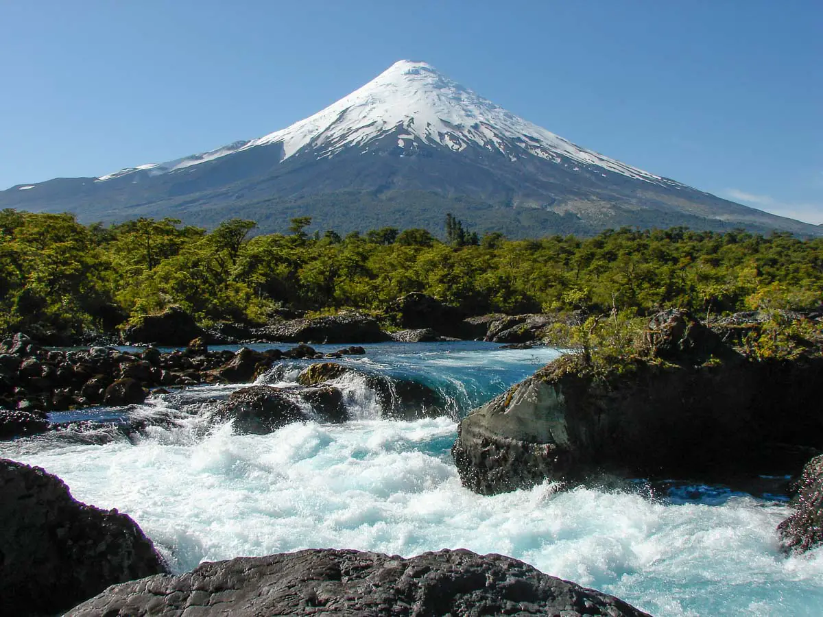 Wasserfall am Vulkan Osorno