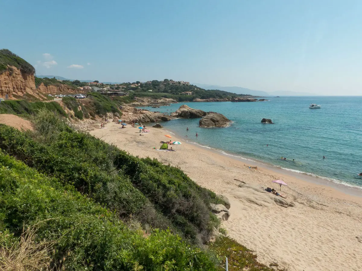 Strand an der Westküste von Korsika
