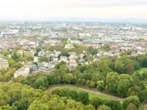 Ausblick auf Mannheim und seine Sehenswürdigkeiten vom Fernmeldeturm