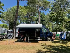 Wohnmobilurlaub an der Adria - Camping unter Pinien am Lido di Jesolo
