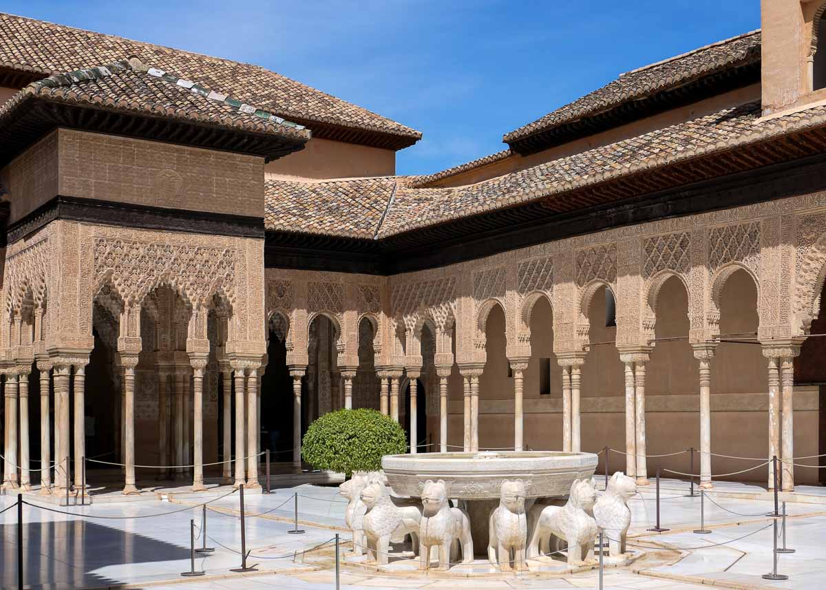 Der Löwenhof der Alhambra ist absolutes Highlight beim Andalusien Raodtrip