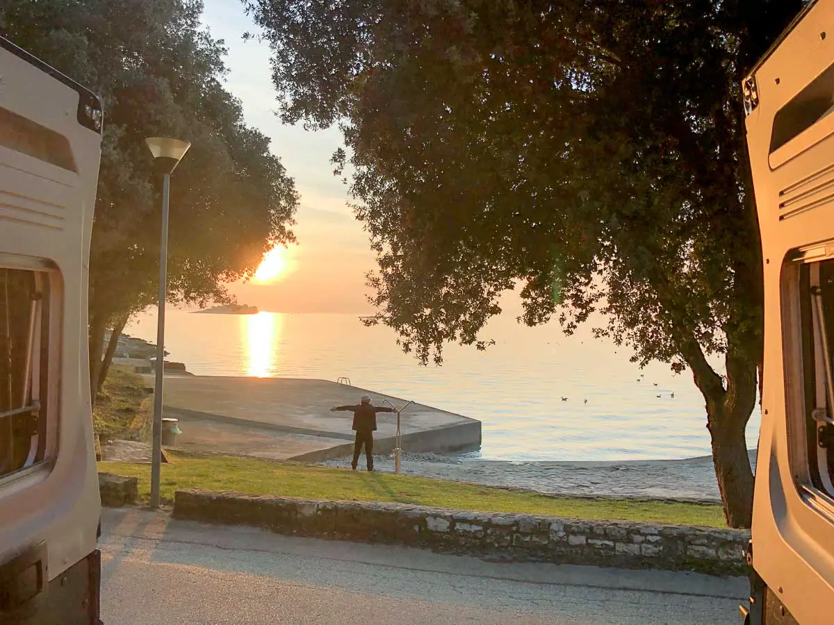 Campingplatz Porto Sole, Istrien im Sonnenuntergang am Meer