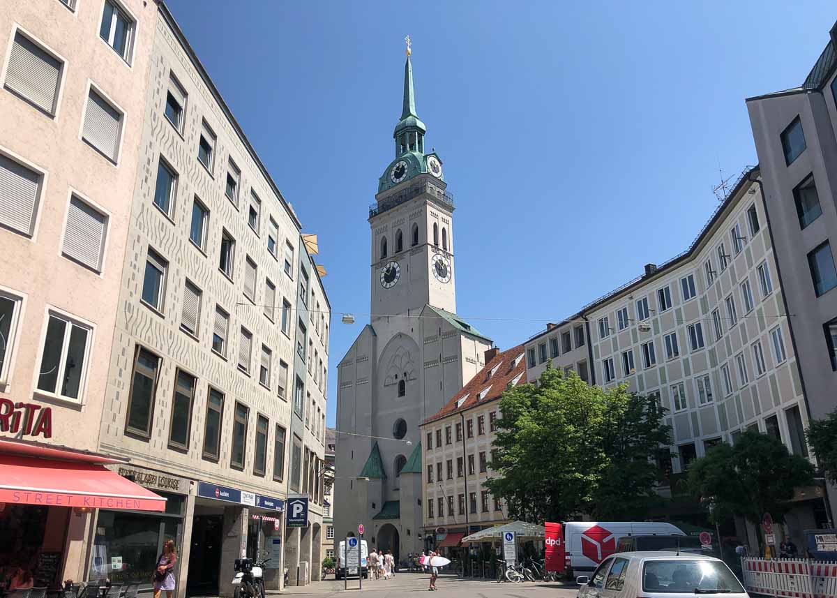 Peterskirche und Alter Peter München