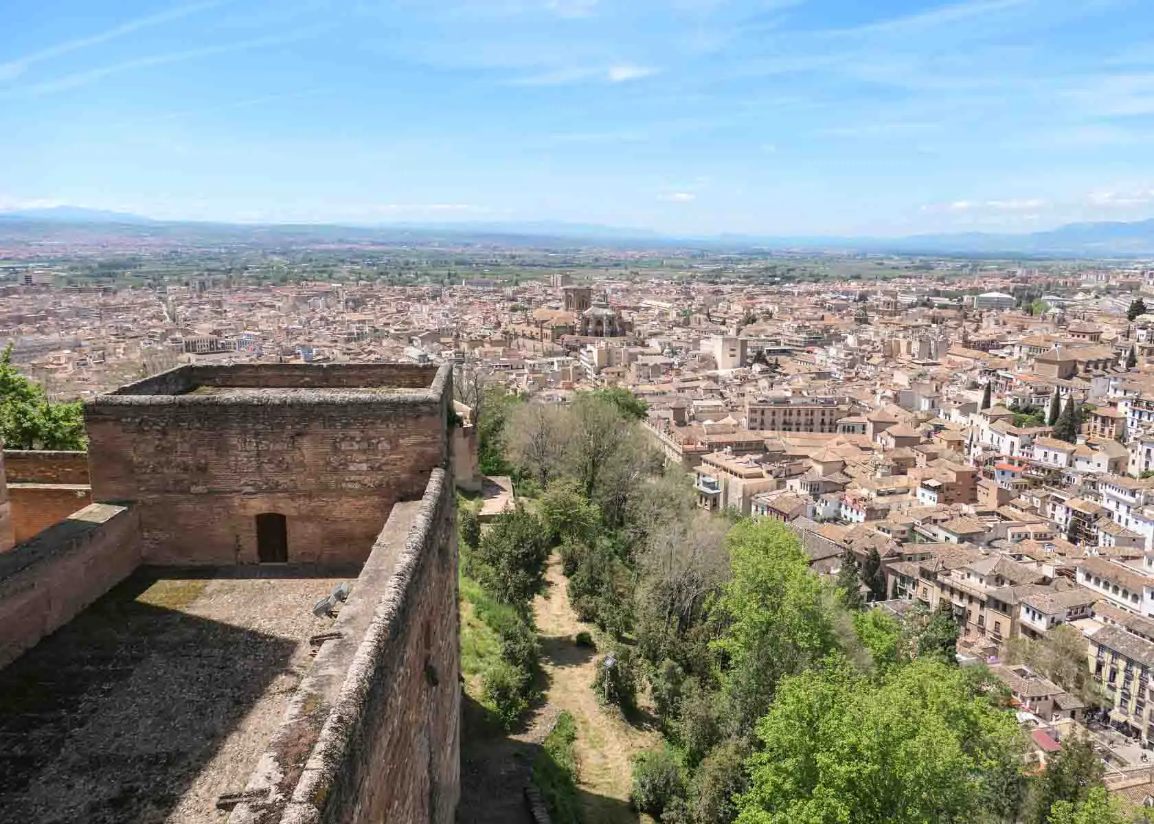 Ausblick von der Torre de la Vela auf Granada