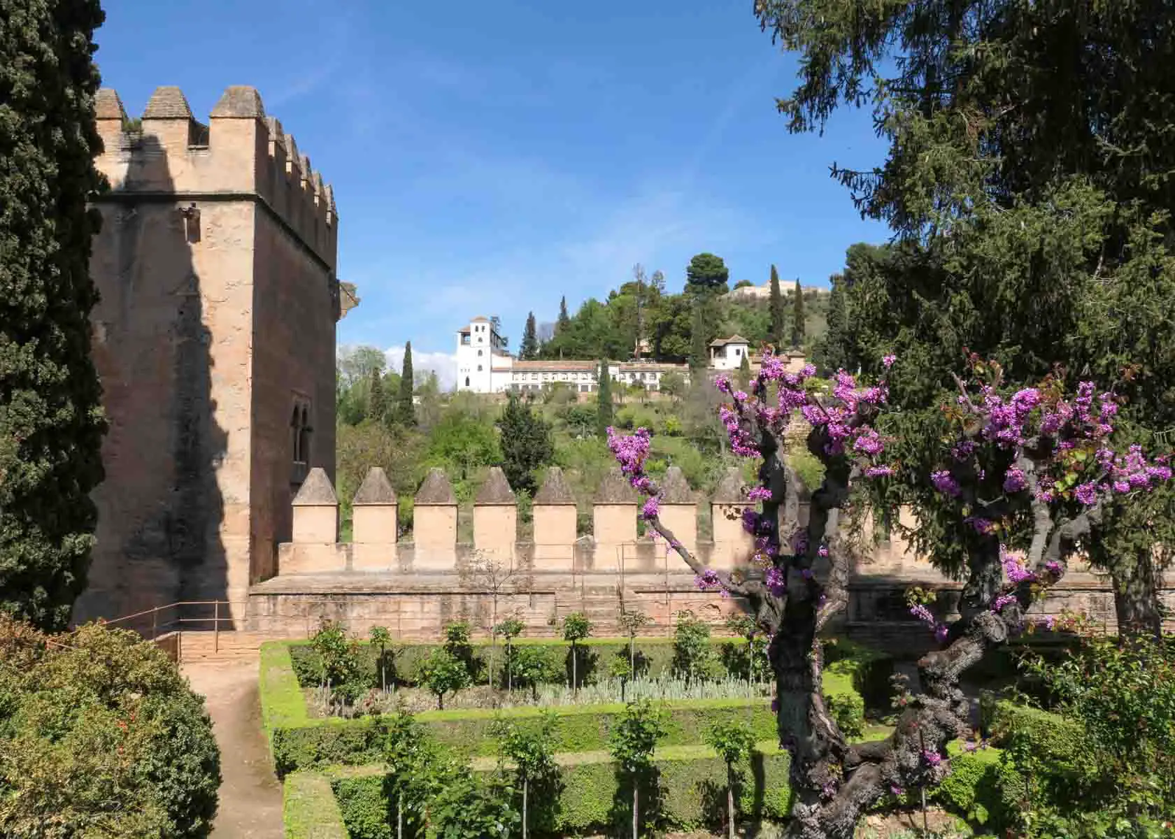 Paradiesgarten der Alhambra in Granada